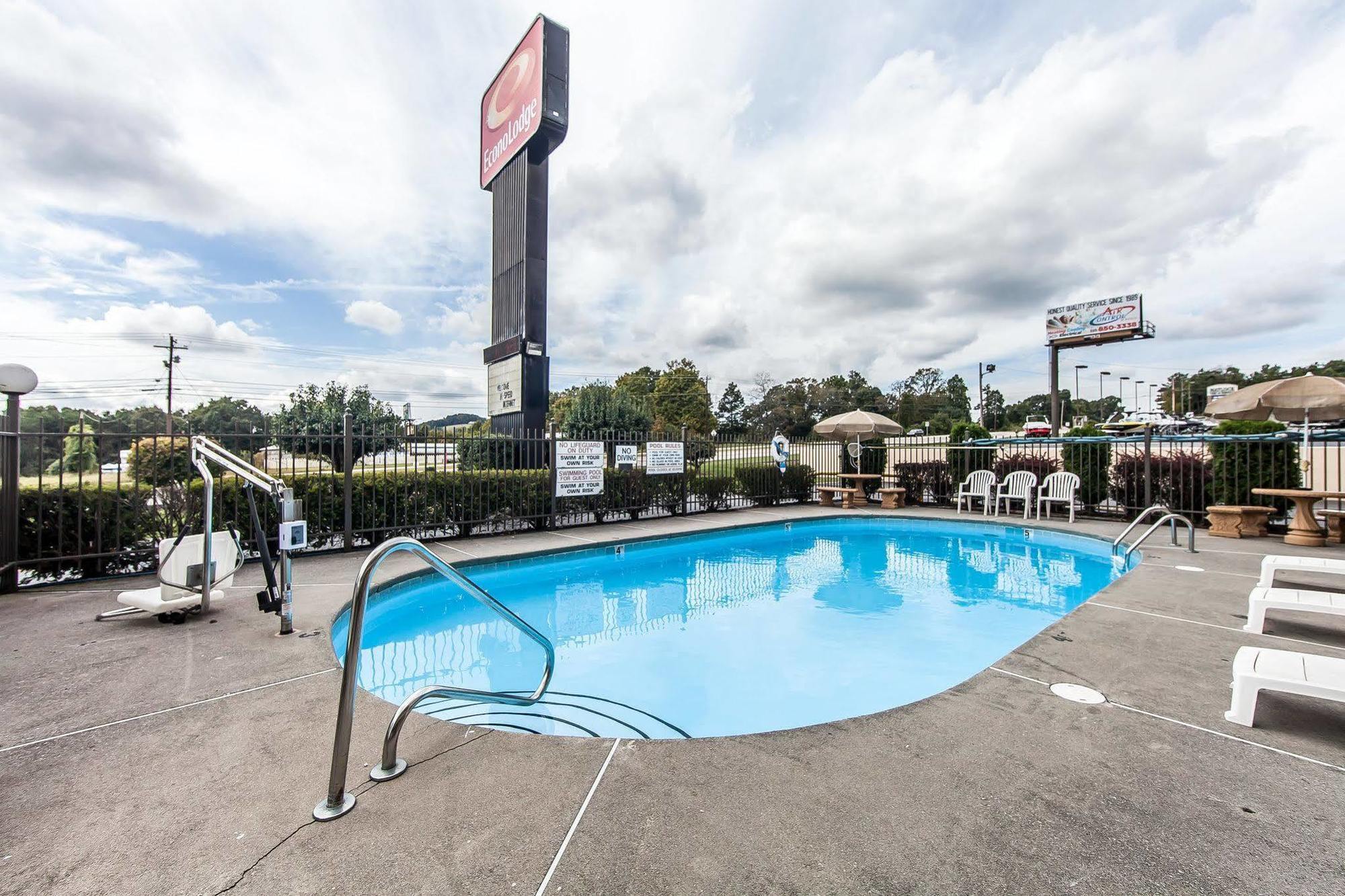 Econo Lodge Lenoir City Dış mekan fotoğraf
